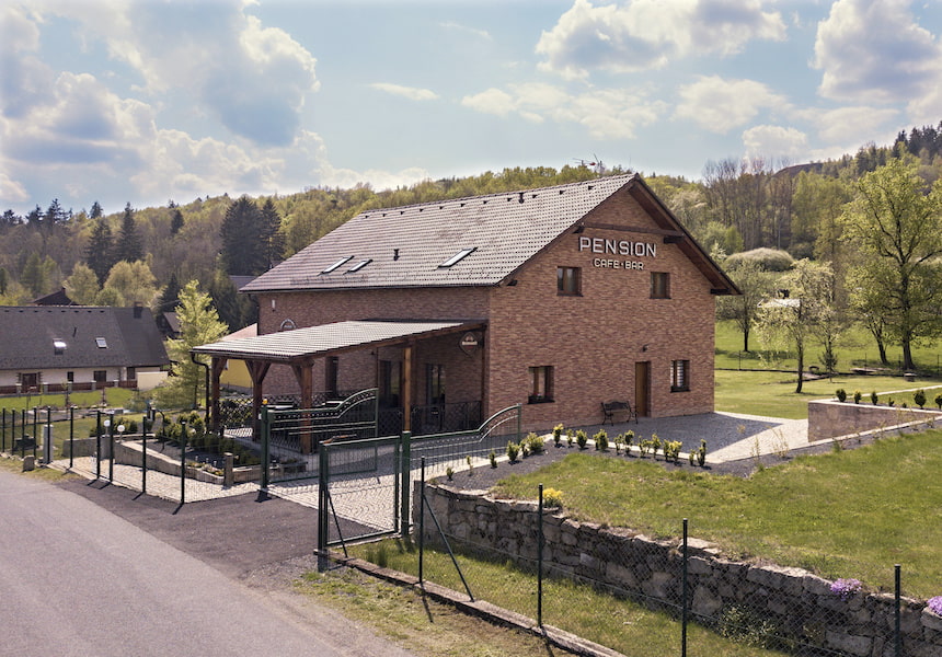 Zámecký hotel Větrov